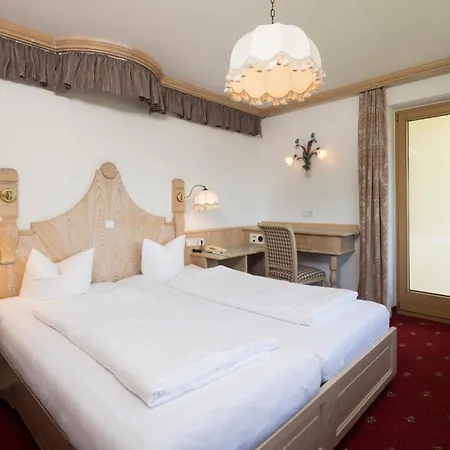 ホテル Silberberger - Wildschoenau 4*